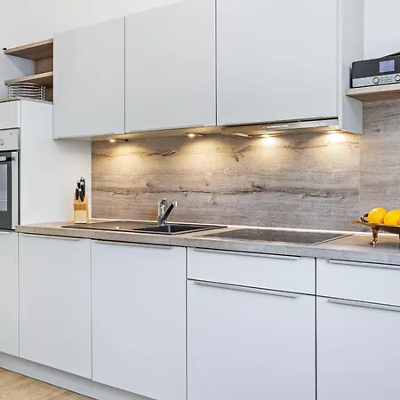 Βίλα Glueckspilz Ofc 27 *