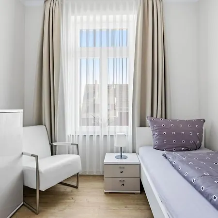 Glückspilz Ofc 27 Villa *